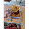 Image 1 : Livestock Trough Heater, (3) Hair Dryer-As Is