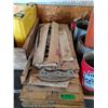 Image 4 : Small Gas Can, Multi Kind Nails, Bolts, Baskets, Wood Box