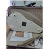 Image 3 : Omnichord & Case