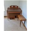 Image 1 : Yamaha 3 Keyboard Organ & Bench