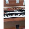 Image 4 : Yamaha 3 Keyboard Organ & Bench