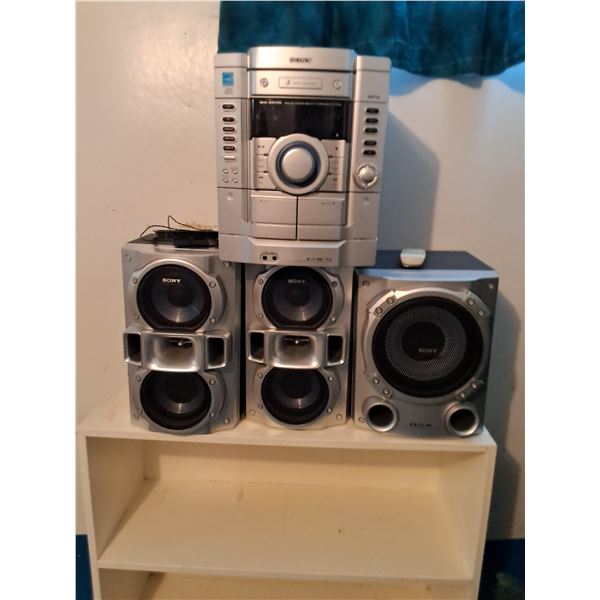 Sony Stereo System w. Remote
