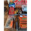 Image 3 : Torque Screw Set,  Socket Extensions,  Ratchet Wrenches,  Pipe Flare Kit