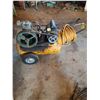 Image 1 : Electric Comet 3/4 Hp Air Compressor with Hose, Air Chuck-untested
