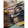 Image 5 : Electric Comet 3/4 Hp Air Compressor with Hose, Air Chuck-untested