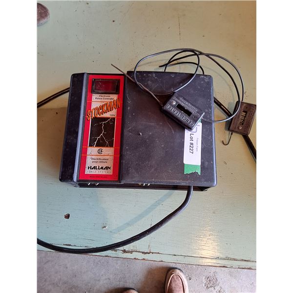 120V Electric Fencer