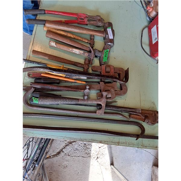 Asst Hammers, Pry Bars, Screwdrivers