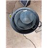 Image 1 : (3) Galvanized Tubs, Pail