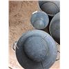 Image 2 : (3) Galvanized Tubs, Pail