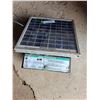 Image 1 : 12V Solar Powered Fence Energizer