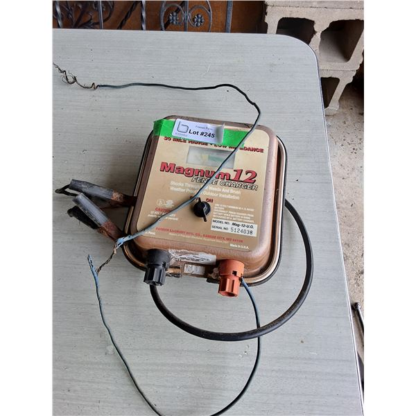 12V Magnum12 Fence Charger