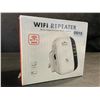 Image 8 : WiFi Extender/Signal Booster (Covers Up to 5000sq.ft & 55 Devices) High Speed/Range Coverage - New