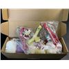 Image 5 : 12PC Hello Kitty & Friends Squishies/Keychains/Sticker Set - New in Box