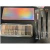 Image 3 : Miss Lara The Beauty Edition 9-Color Eyeshadow Palette + 3 Brushes - New