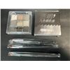 Image 2 : Smokey 9-Color Eyeshadow Palette + 3 Brushes - New