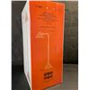 Image 3 : Hiseego LED Modern Metal Desk Lamp/Table Lamp; 3000k; Adjustable/Swivel Lighting - NEW