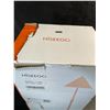 Image 5 : Hiseego LED Modern Metal Desk Lamp/Table Lamp; 3000k; Adjustable/Swivel Lighting - NEW