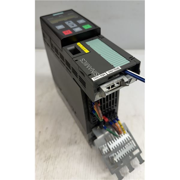 Siemens #6SL3210-1PE16-1UL1 w/ #6SL3244-0BB12-1FA0