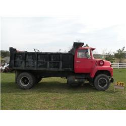 1977 Ford 800 Dump Truck