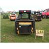 Image 3 : New Holland LX665