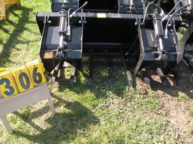 Square tine twin cylinder grapple bucket