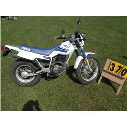 2000 Yamaha dirt bike