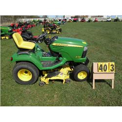 John Deere X700