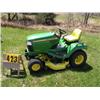 Image 2 : John Deere X700