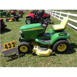 John Deere X585 4X4