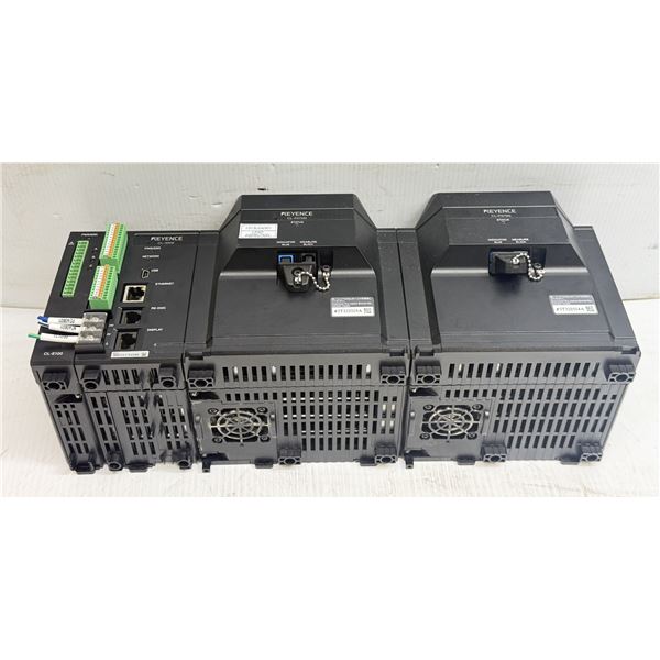 Keyence #CL-3000 w/ (2) #CL-P070N