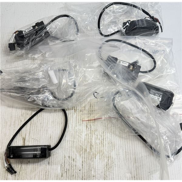 Lot of (6) Keyence #GT2-71N