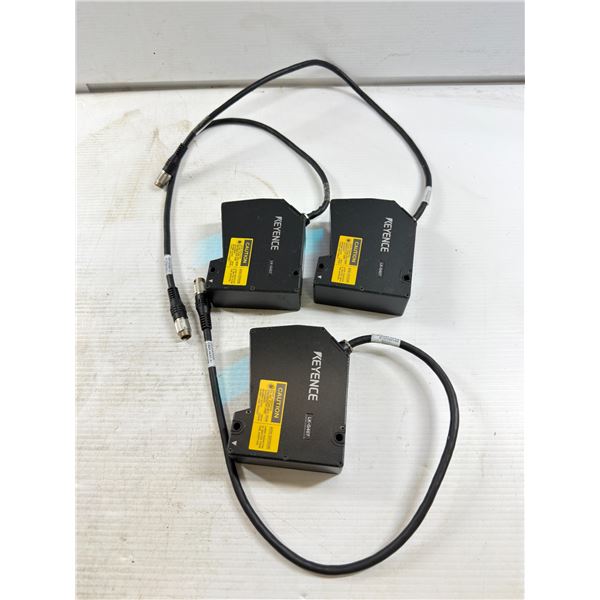 (3) Keyence #LK-G407