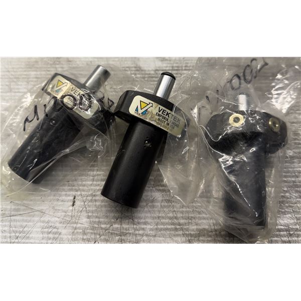 (3) Vektek #15-0605-00 LH Swing Clamps