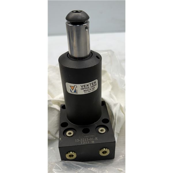 Vektek #15-2213-01-R Swing Clamp