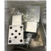 Image 1 : (2) Sun Hydraulics #EBA Sandwich Manifolds