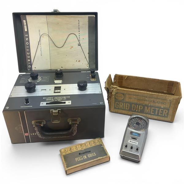 Kyoritsu Model K126C Grid Dip Meter w Coils & Leeds & Northup Millivolt Potentiometer 8691