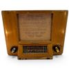 Image 1 : Westinghouse Model 675 Wood Case Tube Radio 1940s