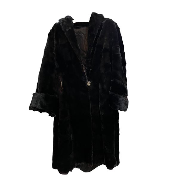 Vintage Black Fur Coat with Wide Cuffs