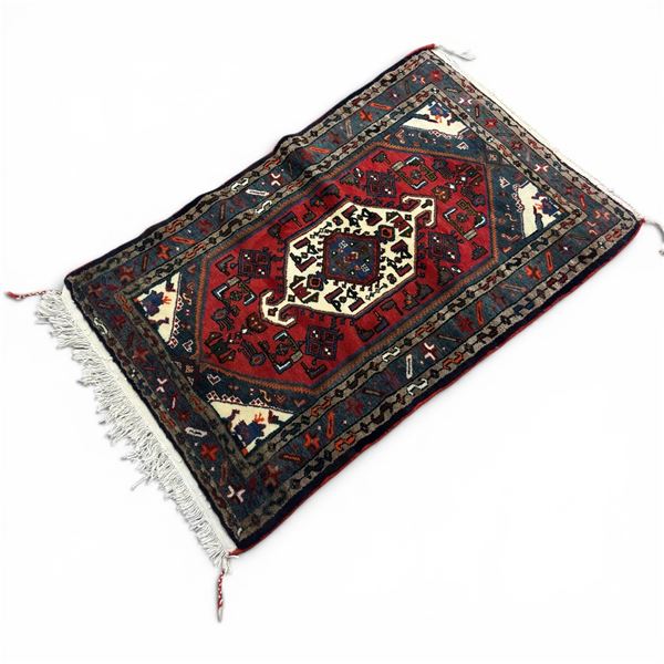 100% Hand Knotted Rug Made in Iran 4'x2"x2'11" Zanjan Region Fluffy Carpet Geometric Map