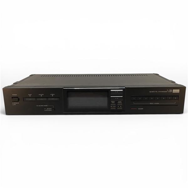 Sansui T-700 AM FM Stereo Tuner Black Japan 1980s