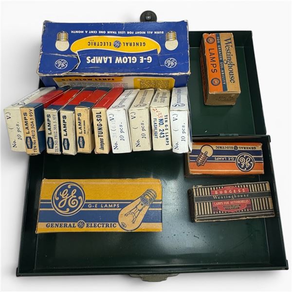 Collection of Vintage Miniature Lamps & Light Bulbs GE Westinghouse Spectro Burgess Everyready