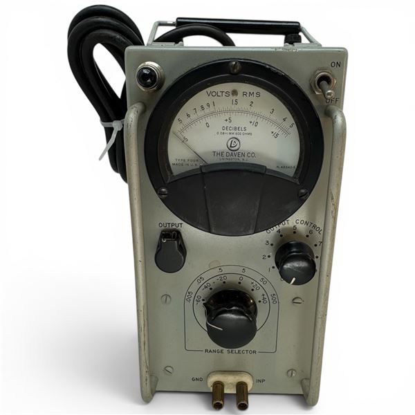 Navy Department Bureau of Ships ME-6 Electronic Multimeter