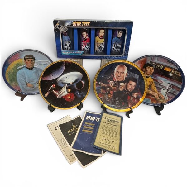 1990's Star Trek Collectable Glasses and 4 Hamilton Collection Plates