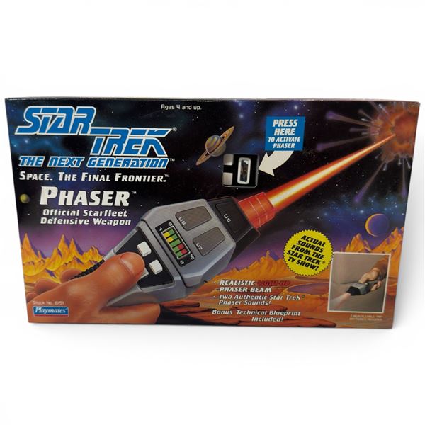 1992 Playmates Star Trek the Next Generation Electronic Phaser