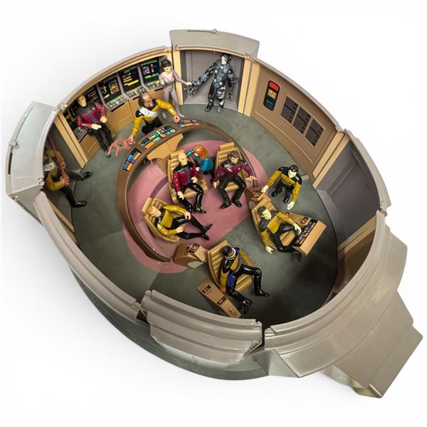 1993 Playmates Star Trek: the Next Generation USS Enterprise-D Bridge Playset & Assorted Figurines