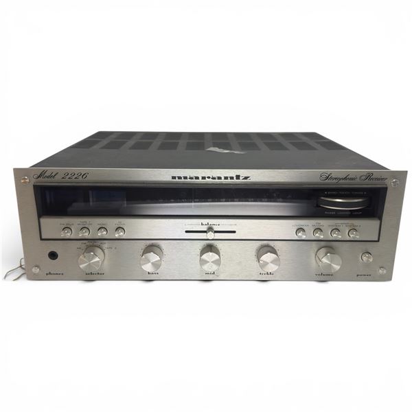Marantz 2226 Stereo Receiver Solid State AM/FM 1970s