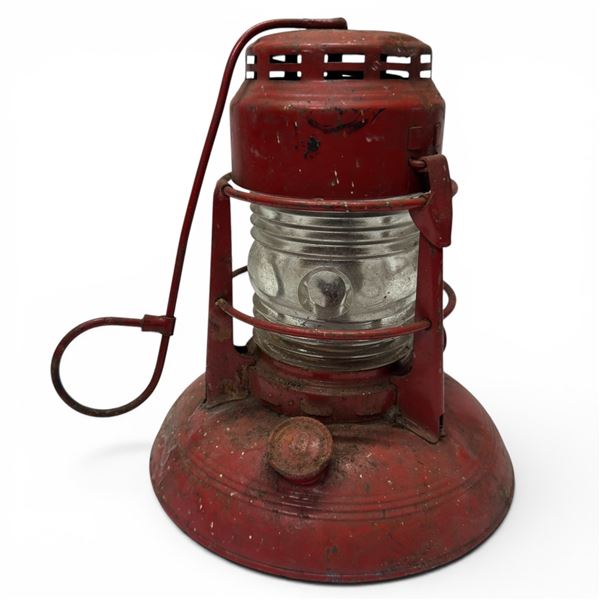 Vintage Dietz No 40 Traffic Gard Lantern Red Metal by R E Dietz Company Syracuse NY