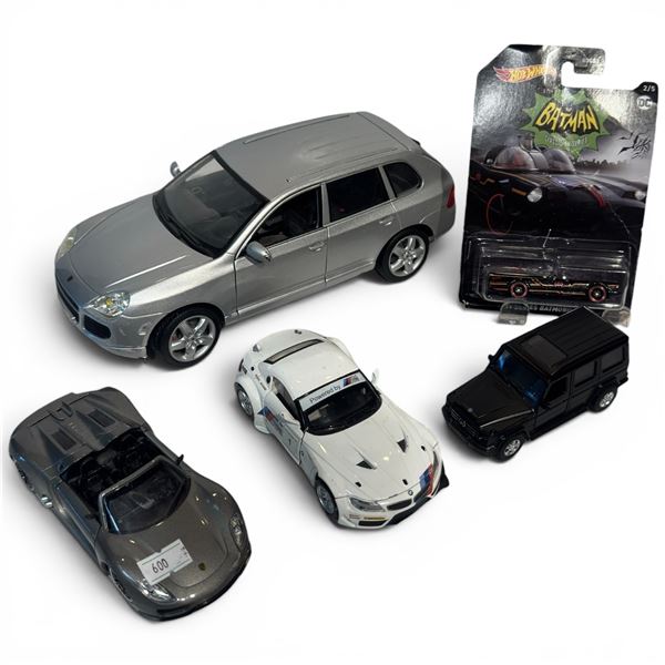 Car Collection: Porsche 918 Spyder & Cayenne Turbo, BMW Z4 GT3, Mercedes G50D & Hotwheels Batmobile