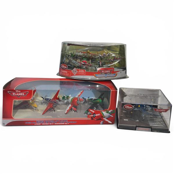 Disney Planes Collection New in Box Wings Around the Globe Racers & Skipper