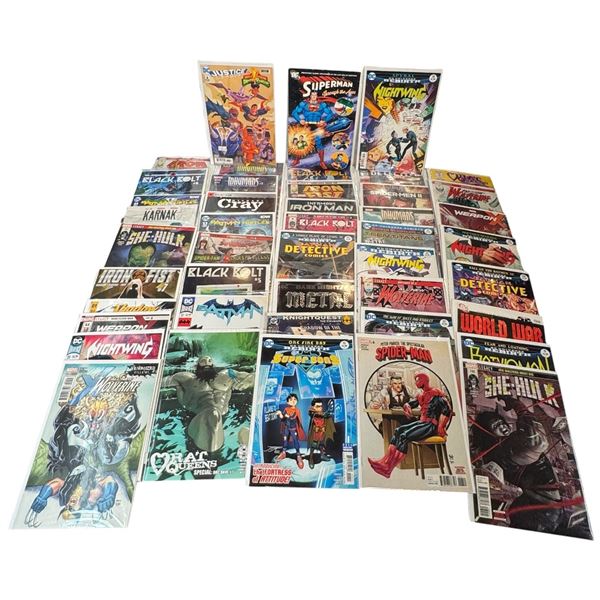 Mixed DC & Marvel Comic Collection Featuring Batman, Spider-Man, Wolverine & Team Titles